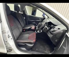 Renault Clio GREAT EXAMPLE OF A RENAULT CLIO, DRIVE AWAY BARGAIN!!

MANUAL
PETROL
SOLID 1.2L ENGINE - 10