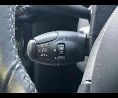 Citroen DS3 GREAT EXAMPLE OF A CITROEN DS3, DRIVE AWAY BARGAIN!!

MANUAL
DIESEL
SOLID 1.6L ENGINE 
O - 19