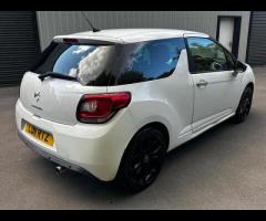 Citroen DS3 GREAT EXAMPLE OF A CITROEN DS3 , DRIVE AWAY BARGAIN!!

MANUAL
DIESEL
SOLID 1.6L ENGINE - 5