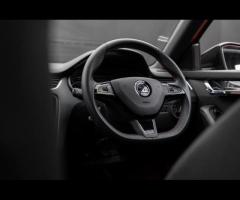 Skoda Octavia FULL Skoda Dealer Service History & ** 1 Previous Owner From New ** Finished in Co - 25