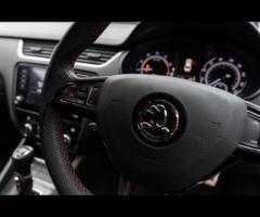 Skoda Octavia FULL Skoda Dealer Service History & ** 1 Previous Owner From New ** Finished in Co - 35