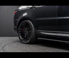 Land Rover Range Rover Sport Over £3,500 of Optional Extras & FULL Land Rover Dealer/Independent - 34