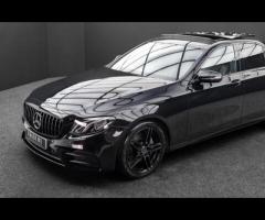 Mercedes-Benz E Class Detailed Service History. Finished in Obsidian Black Metallic with Black Artic - 12