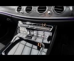 Mercedes-Benz E Class Detailed Service History. Finished in Obsidian Black Metallic with Black Artic - 23