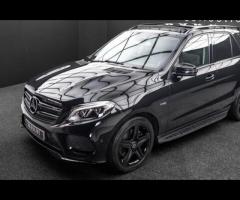 Mercedes-Benz GLE Detailed Service History with 8 Mercedes-Benz Main Dealer Services! Finished in Ob - 12