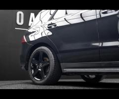 Mercedes-Benz GLE Detailed Service History with 8 Mercedes-Benz Main Dealer Services! Finished in Ob - 34