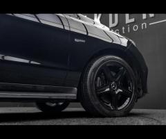 Mercedes-Benz GLE Detailed Service History with 8 Mercedes-Benz Main Dealer Services! Finished in Ob - 40