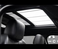 Land Rover Range Rover Sport Over £5,000 of Optional Extras & FULL Service History. Finished in - 33