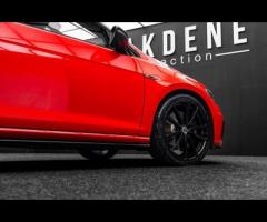 Volkswagen Golf Over £1,600 of Optional Extras & Detailed Service History. Finished in Tornado R - 24