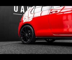 Volkswagen Golf Over £1,600 of Optional Extras & Detailed Service History. Finished in Tornado R - 26