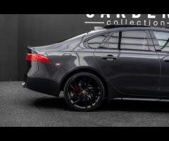 Jaguar XF Over £6,300 of Optional Extras, FULL Jaguar Dealer/Independent Service History & ** 1 - 39