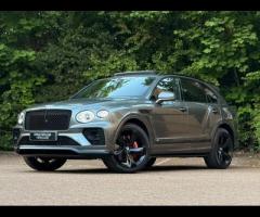 Bentley Bentayga Premium Vehicles proudly present this exceptional Bentley Bentayga 4.0 V8
A rare 7- - 6