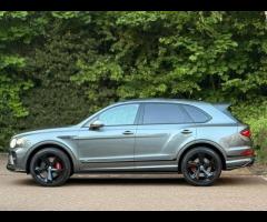 Bentley Bentayga Premium Vehicles proudly present this exceptional Bentley Bentayga 4.0 V8
A rare 7- - 10