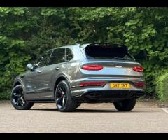 Bentley Bentayga Premium Vehicles proudly present this exceptional Bentley Bentayga 4.0 V8
A rare 7- - 13