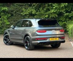 Bentley Bentayga Premium Vehicles proudly present this exceptional Bentley Bentayga 4.0 V8
A rare 7- - 14