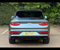 Bentley Bentayga Premium Vehicles proudly present this exceptional Bentley Bentayga 4.0 V8
A rare 7- - 17