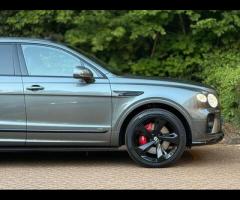 Bentley Bentayga Premium Vehicles proudly present this exceptional Bentley Bentayga 4.0 V8
A rare 7- - 24