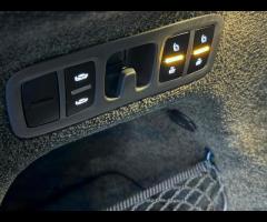 Bentley Bentayga Premium Vehicles proudly present this exceptional Bentley Bentayga 4.0 V8
A rare 7- - 79