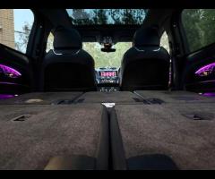 Bentley Bentayga Premium Vehicles proudly present this exceptional Bentley Bentayga 4.0 V8
A rare 7- - 80