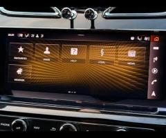 Bentley Bentayga Premium Vehicles proudly present this exceptional Bentley Bentayga 4.0 V8
A rare 7- - 98