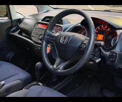 Honda Jazz Premium Vehicles present this Honda Jazz 1.4 i-VTEC ES CVT, a compact hatchback celebrate - 2