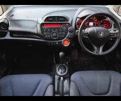 Honda Jazz Premium Vehicles present this Honda Jazz 1.4 i-VTEC ES CVT, a compact hatchback celebrate - 22