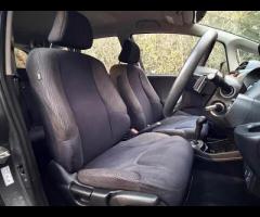 Honda Jazz Premium Vehicles present this Honda Jazz 1.4 i-VTEC ES CVT, a compact hatchback celebrate - 24