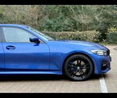 BMW 3 Series Premium Vehicles present this BMW 3 Series 320d M Sport xDrive. Finished in the M Sport - 20