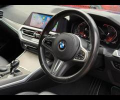 BMW 3 Series Premium Vehicles present this BMW 3 Series 320d M Sport xDrive. Finished in the M Sport - 47