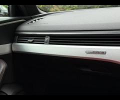 Audi S4 Avant Introducing this 2018 Audi S4 Avant 3.0 TFSI V6 quattro, finished in Glacier White wit - 52