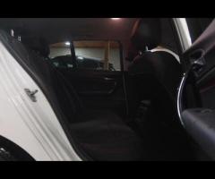 BMW 1 Series This 2012 BMW 1 Series 1.6 116i Sport Hatchback with a manual petrol engine and Euro 5 - 23