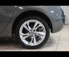 Vauxhall Astra This 2018 Vauxhall Astra 1.6 CDTi BlueInjection SRi Nav Hatchback with only 66400 mil - 26