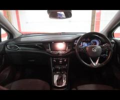Vauxhall Astra This 2018 Vauxhall Astra 1.6 CDTi BlueInjection SRi Nav Hatchback with only 66400 mil - 36