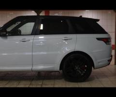 Land Rover Range Rover Sport This 2016 Land Rover Range Rover Sport 4.4 SD V8 Autobiography Dynamic - 11