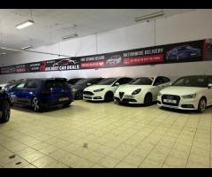 Citroen DS5 This 2012 Citroen DS5 2.0 HDi DSport Hatchback with 78623 miles on the clock is a sleek - 40