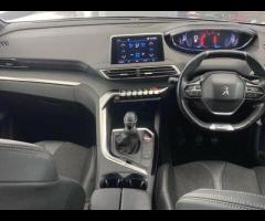 Peugeot 5008 This 2020 Peugeot 5008 GT Line offers exceptional value, having been owned by just one - 3