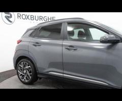 Hyundai KONA This 2022 Hyundai KONA h GDi Premium is a superb example, having had only one owner sin - 12