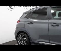 Hyundai KONA This 2022 Hyundai KONA h GDi Premium is a superb example, having had only one owner sin - 13