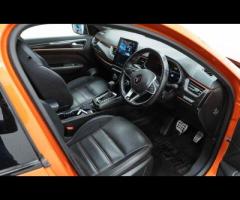 Renault Arkana This 2022 Renault Arkana E-TECH r.s. line is a superb example, having been owned by j - 21