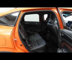 Renault Arkana This 2022 Renault Arkana E-TECH r.s. line is a superb example, having been owned by j - 32