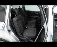 Ford Galaxy This 2021 Ford Galaxy Titanium is a superb example - This seven seater MPV boasts a powe - 32