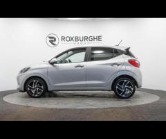 Hyundai i10 This 2022 Hyundai i10 Premium is a superb example, boasting exceptionally low mileage fo - 4