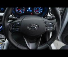 Hyundai i10 This 2022 Hyundai i10 Premium is a superb example, boasting exceptionally low mileage fo - 24