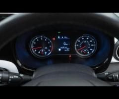 Hyundai i10 This 2022 Hyundai i10 Premium is a superb example, boasting exceptionally low mileage fo - 25