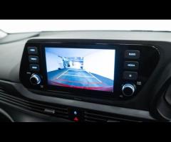 Hyundai i20 This 2022 Hyundai i20 T-GDi SE Connect is a superb example, having been owned by just on - 28