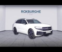 Volkswagen Touareg This 2024 Volkswagen Touareg R presents a remarkable opportunity, boasting except
