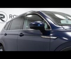 Volkswagen Tiguan Allspace This 2022 Volkswagen Tiguan Allspace TSI Life offers a superb ownership p - 12