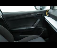 SEAT Arona This 2023 SEAT Arona TSI SE Technology is a superb example, having had only one owner fro - 32
