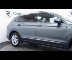 Volkswagen Tiguan Allspace HPI Clear - 1 Owner - VW Service History - 36 Months Warranty available + - 10