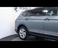 Volkswagen Tiguan Allspace HPI Clear - 1 Owner - VW Service History - 36 Months Warranty available + - 11